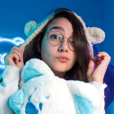 Roby Polar Bear Romics